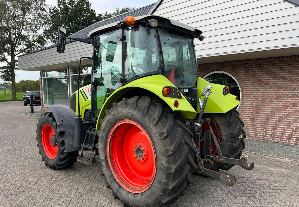 Leasing of CLAAS Arion 410  CLAAS Arion 410: picture 3