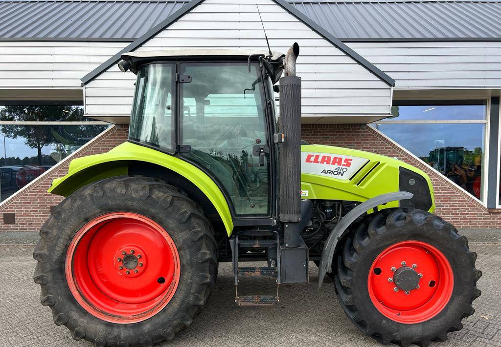 Leasing of CLAAS Arion 410  CLAAS Arion 410: picture 6