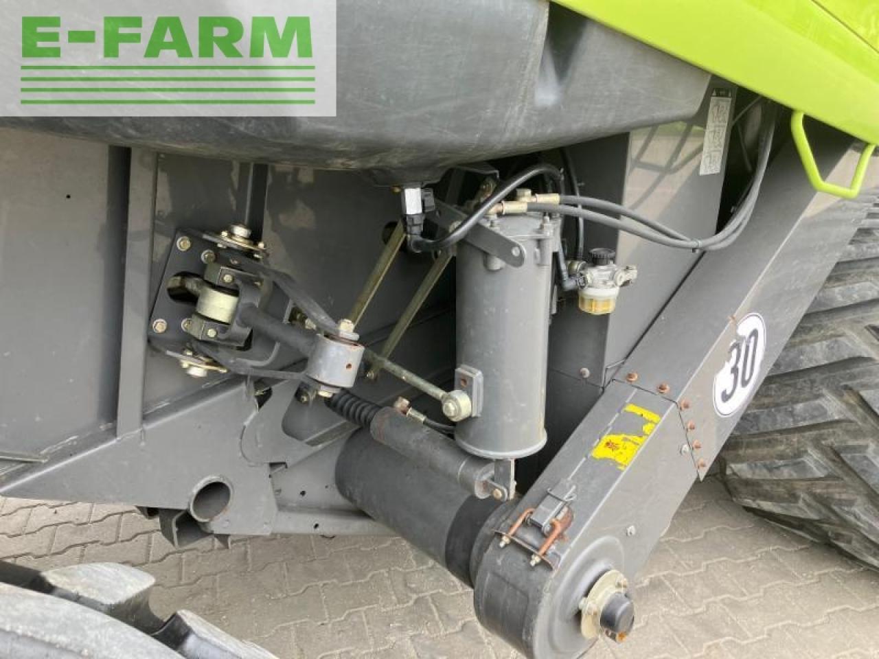 Combine harvester CLAAS lexion 760 terra trac: picture 13