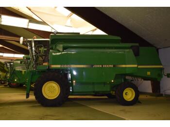 John Deere 2056 - combine harvester