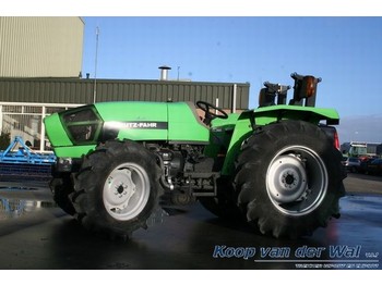 Deutz AgroLux 60 - Farm tractor