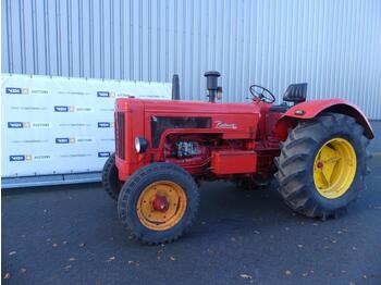 Hanomag Robust 800 - Farm tractor