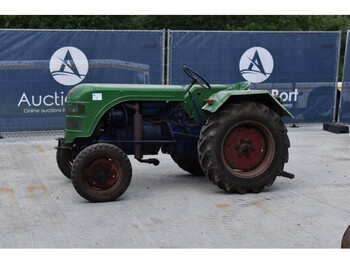 Kramer KB17 - Farm tractor