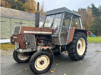 Ursus C-385 - Farm tractor