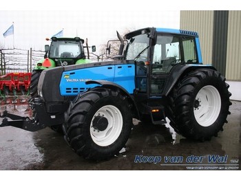 Valtra 8750 Hitech - Farm tractor