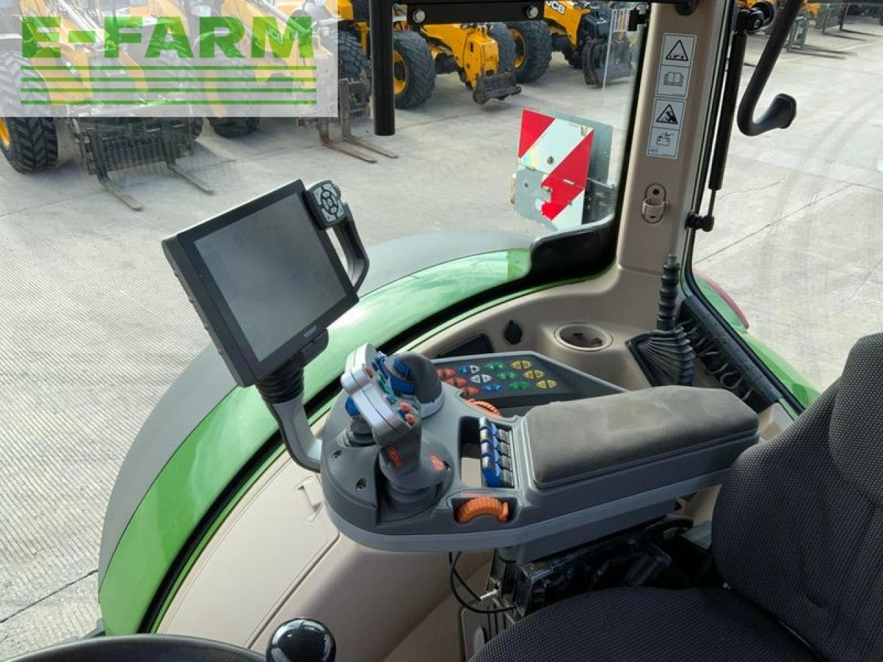 Farm tractor Fendt 724 profi plus tractor (st18846): picture 21