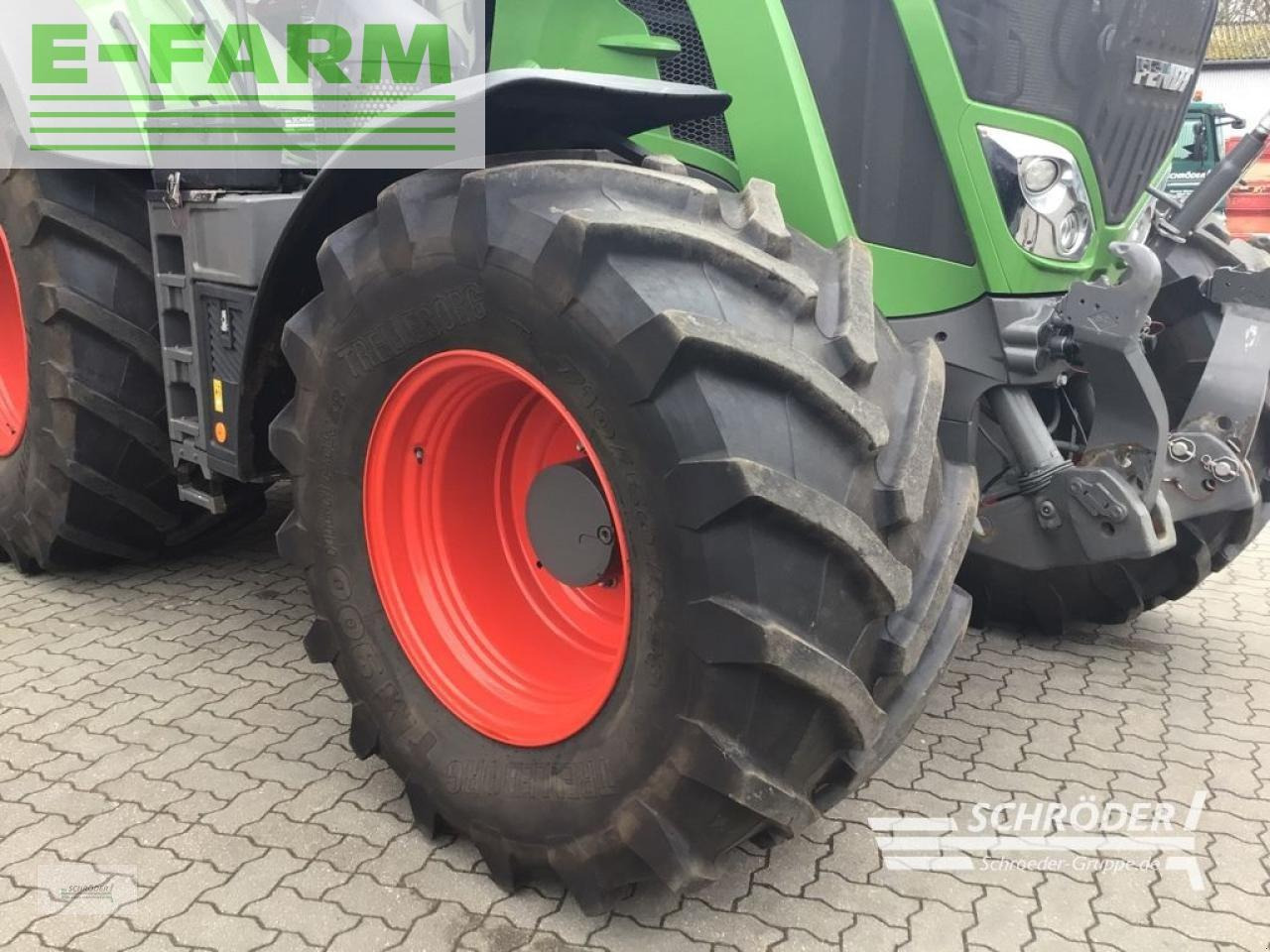 Farm tractor Fendt 828 vario s4 profi plus: picture 11