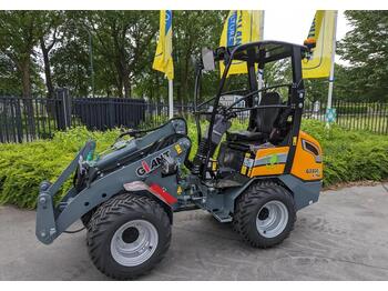Compact loader GiANT G2200E X-tra: picture 1
