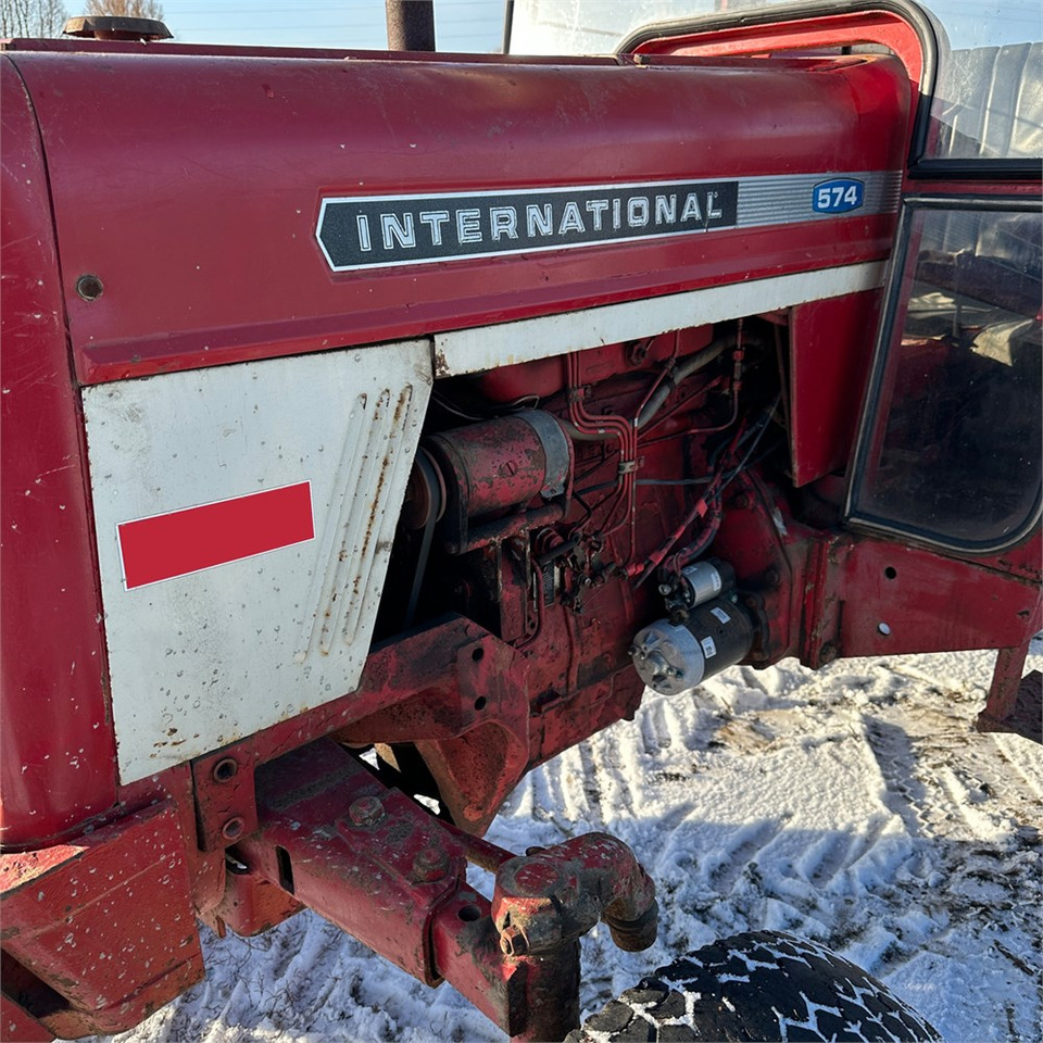 Farm tractor International IH I - 574: picture 22