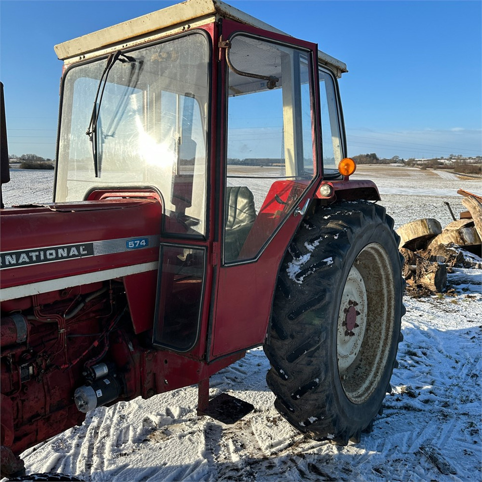 Farm tractor International IH I - 574: picture 10