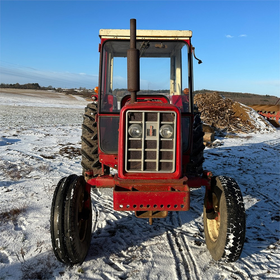 Farm tractor International IH I - 574: picture 6