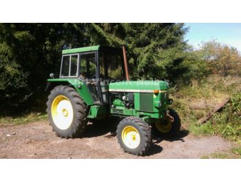 Farm tractor John Deere 3030: picture 1