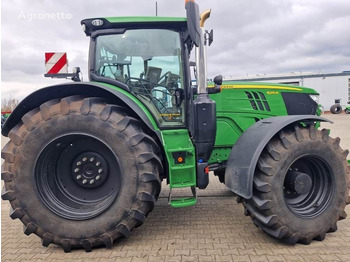 Farm tractor JOHN DEERE 6215R