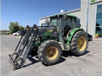 Farm tractor John Deere 6420 S: picture 1