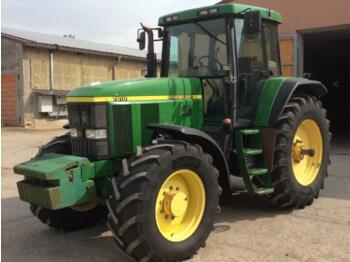Farm tractor John Deere 7810 TLS: picture 1