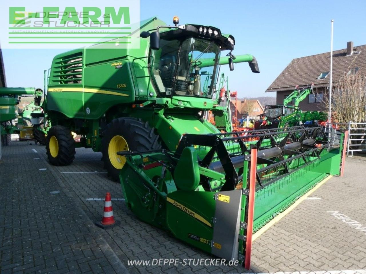 Combine harvester John Deere t550 hm: picture 4