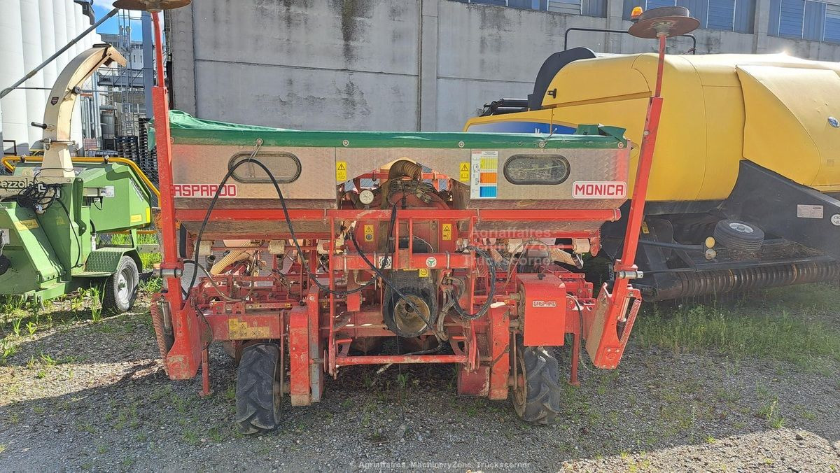 Leasing of Maschio Monica 6 rows Maschio Monica 6 rows: picture 1