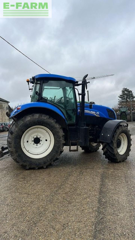 Farm tractor New Holland t7.185: picture 3