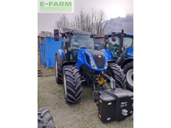 Farm tractor New Holland t 5.140: picture 1