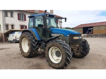 Farm tractor New Holland tm135: picture 1