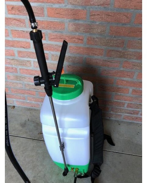 Tractor mounted sprayer Seaflo Accu rug spuit, 20 liter: picture 5