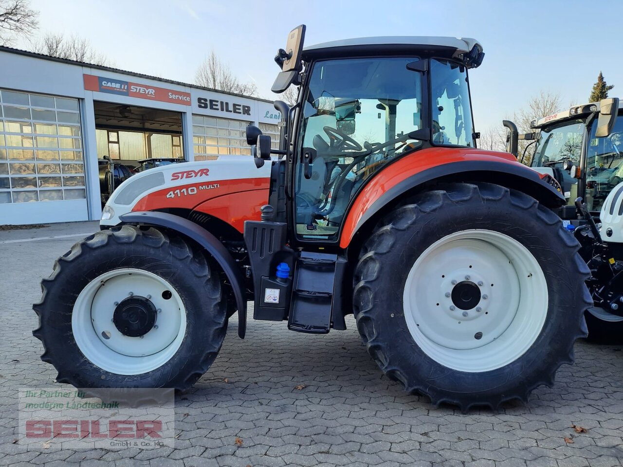 New Farm tractor Steyr Multi 4110: picture 4