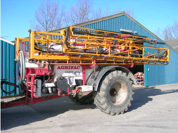  AGRIFAC GS 4200  45 mtr 11 sect, met GPS - Trailed sprayer