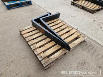 Forks Unused 42" Pallet Forks to suit Forklift