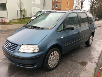 Volkswagen Sharan Family  - Minibus