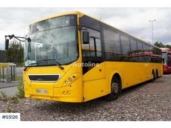 Coach VOLVO 8900 B9RLE 6X2 Bus: picture 1