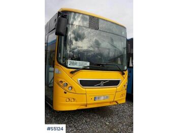 Coach VOLVO 8900 B9RLE 6X2 Bus: picture 1
