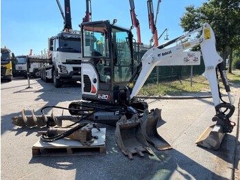 Mini excavator Bobcat E20Z + HAMMER + DRILL + 3 BUCKETS - *128 HOURS* - FULL HYDR LINES - QUICK HITCH - BLADE - NEW SHAPE: picture 1