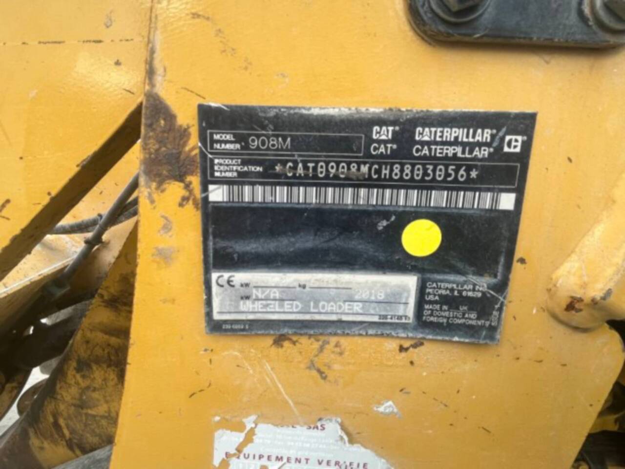 Wheel loader CAT 908M: picture 6