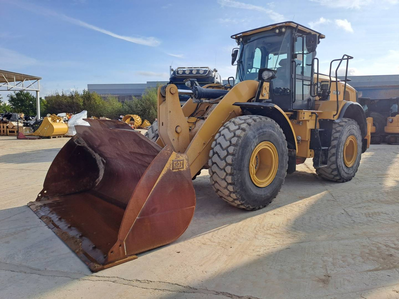 Wheel loader CAT 950M: picture 4