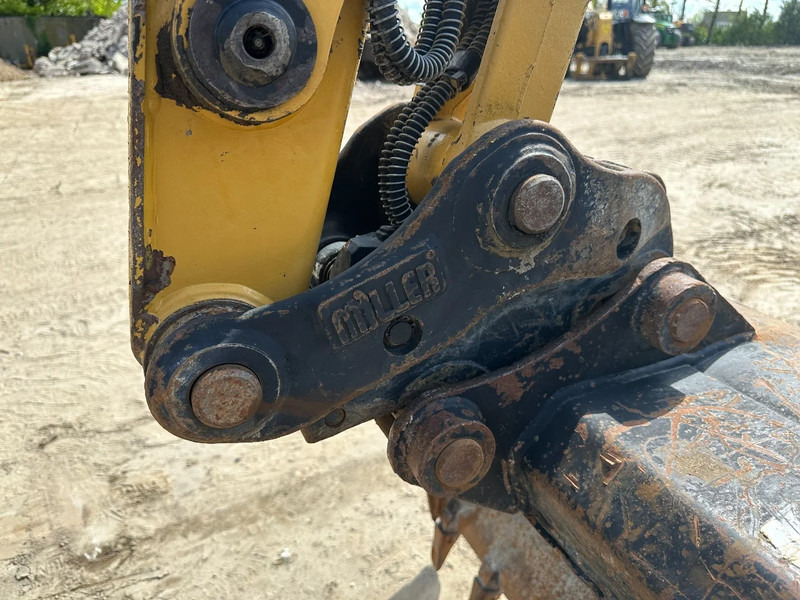 Mini excavator Caterpillar 305.5E2 CR: picture 20