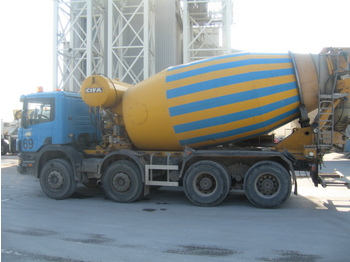 SCANIA P114 380 - Concrete mixer truck