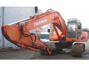 Crawler excavator Daewoo S 300 LC-V: picture 1