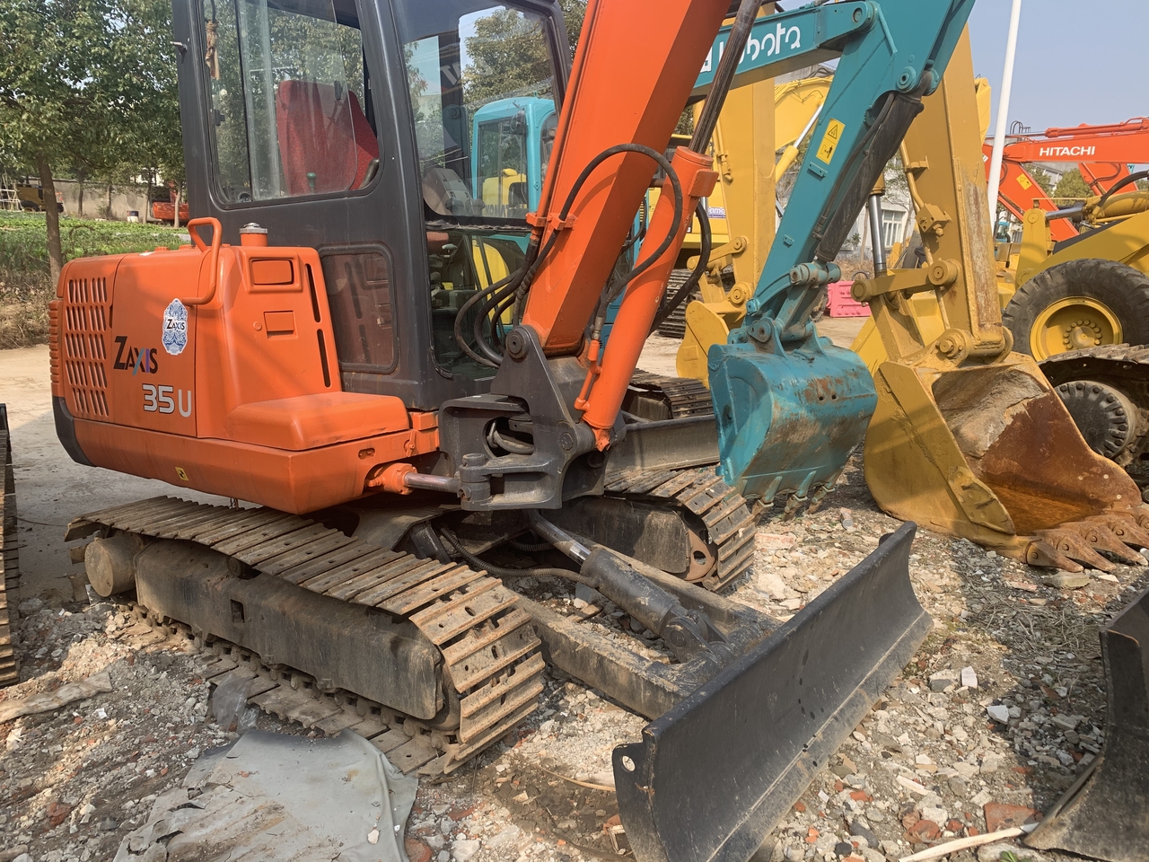 Mini excavator HITACHI ZX35U-mini excavator: picture 4