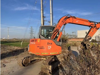 Crawler excavator HITACHI ZX75US: picture 5