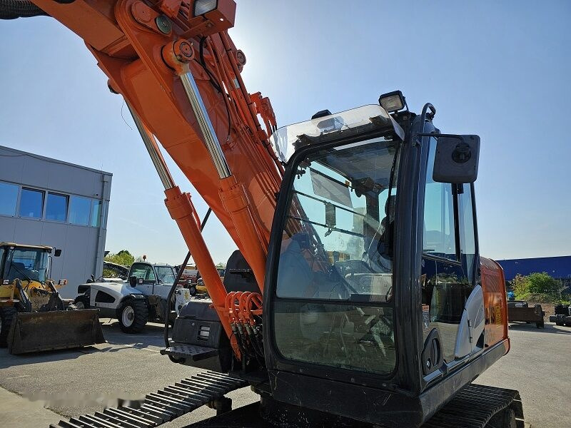 Crawler excavator Hitachi ZX160LC-5B: picture 8
