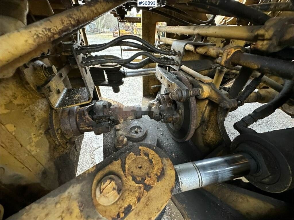 Wheel loader Hough H90E: picture 35