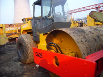 Roller DYNAPAC CA25D