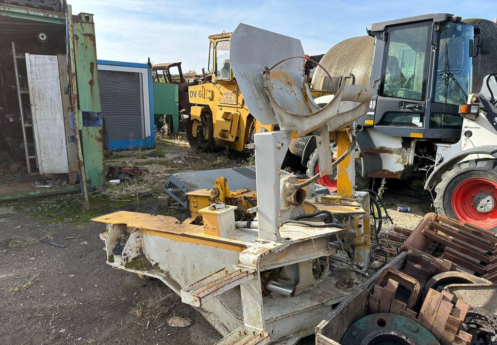 Articulated dumper Volvo A 30 FOR PARTS: picture 10