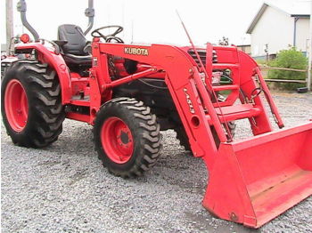 Kubota L3430 Tractor - Wheel loader