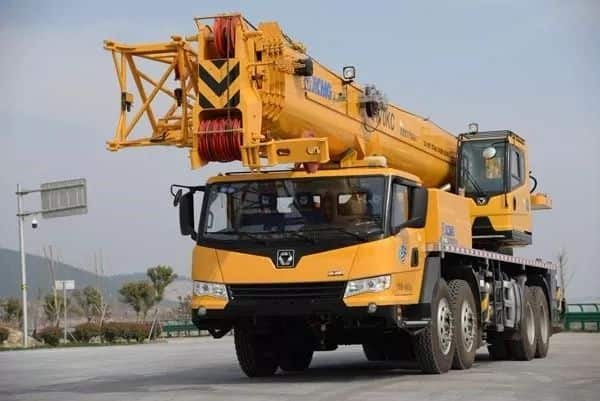 Mobile crane XCMG Used Trucks With Crane QY70K Crane Trucks Bob Lift top supplier: picture 3