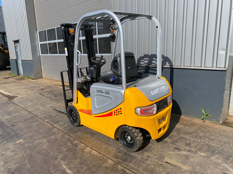 New Forklift EASY LIFT CPD 20: picture 3