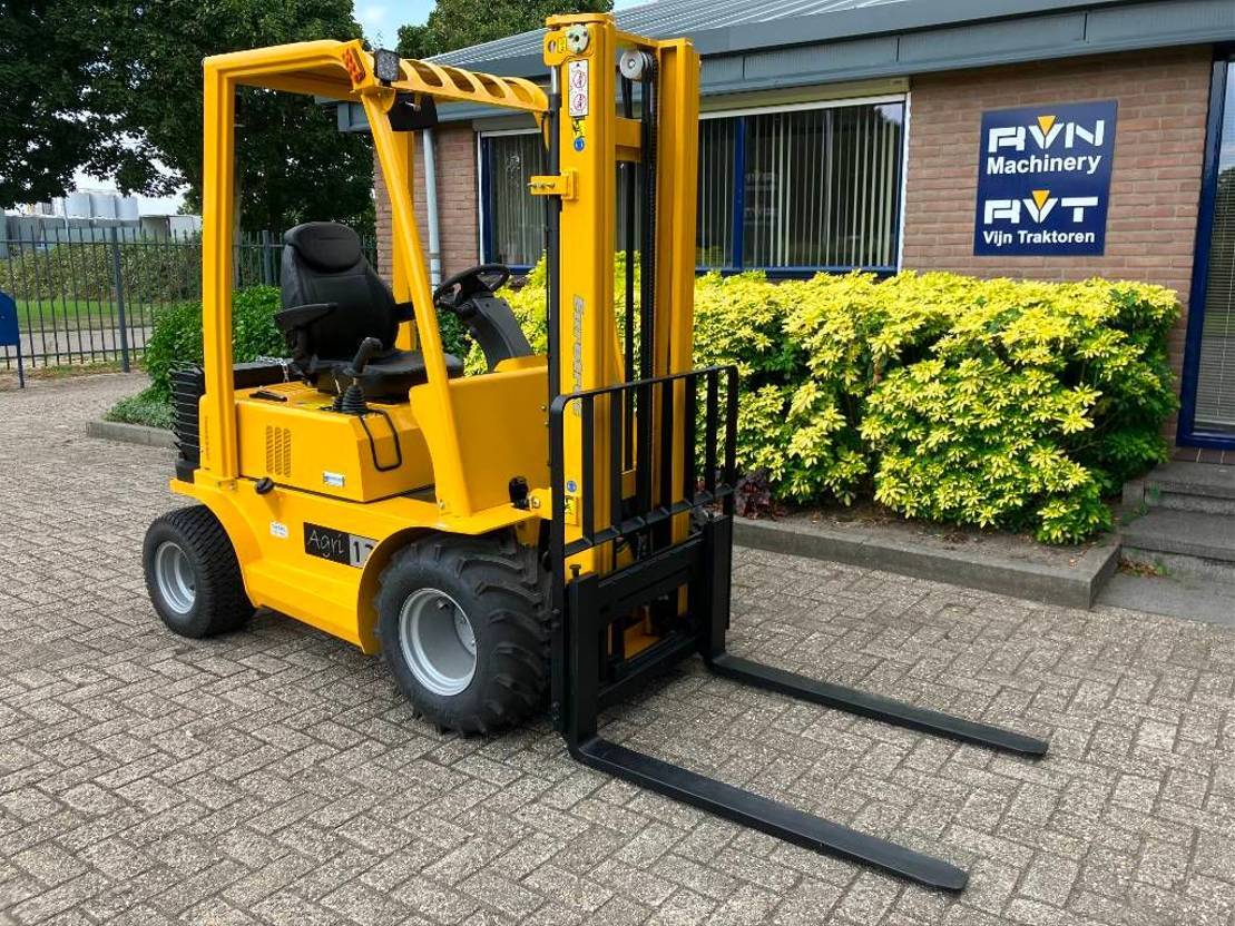 New Forklift Eurotrac AGRI 12: picture 15