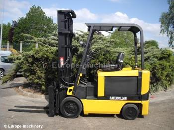Caterpillar EC30K - Forklift