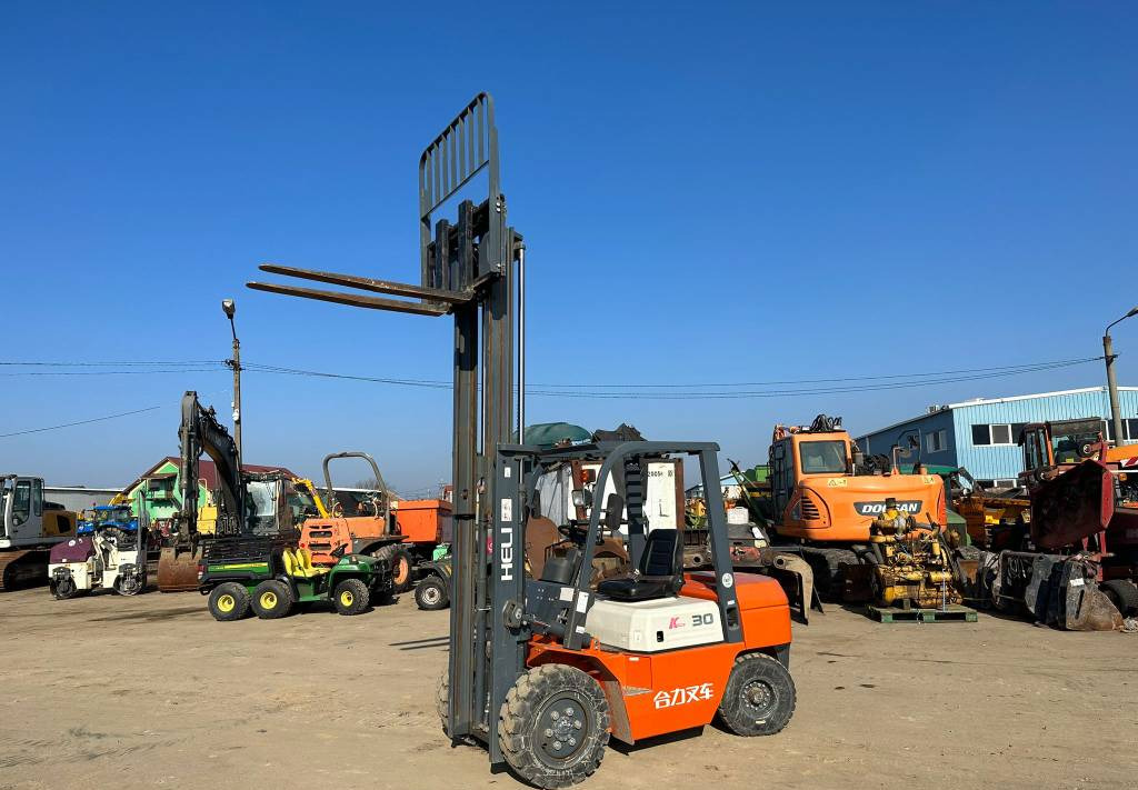 Diesel forklift Heli CPD 30: picture 5