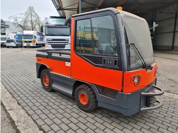 Tow tractor LINDE P